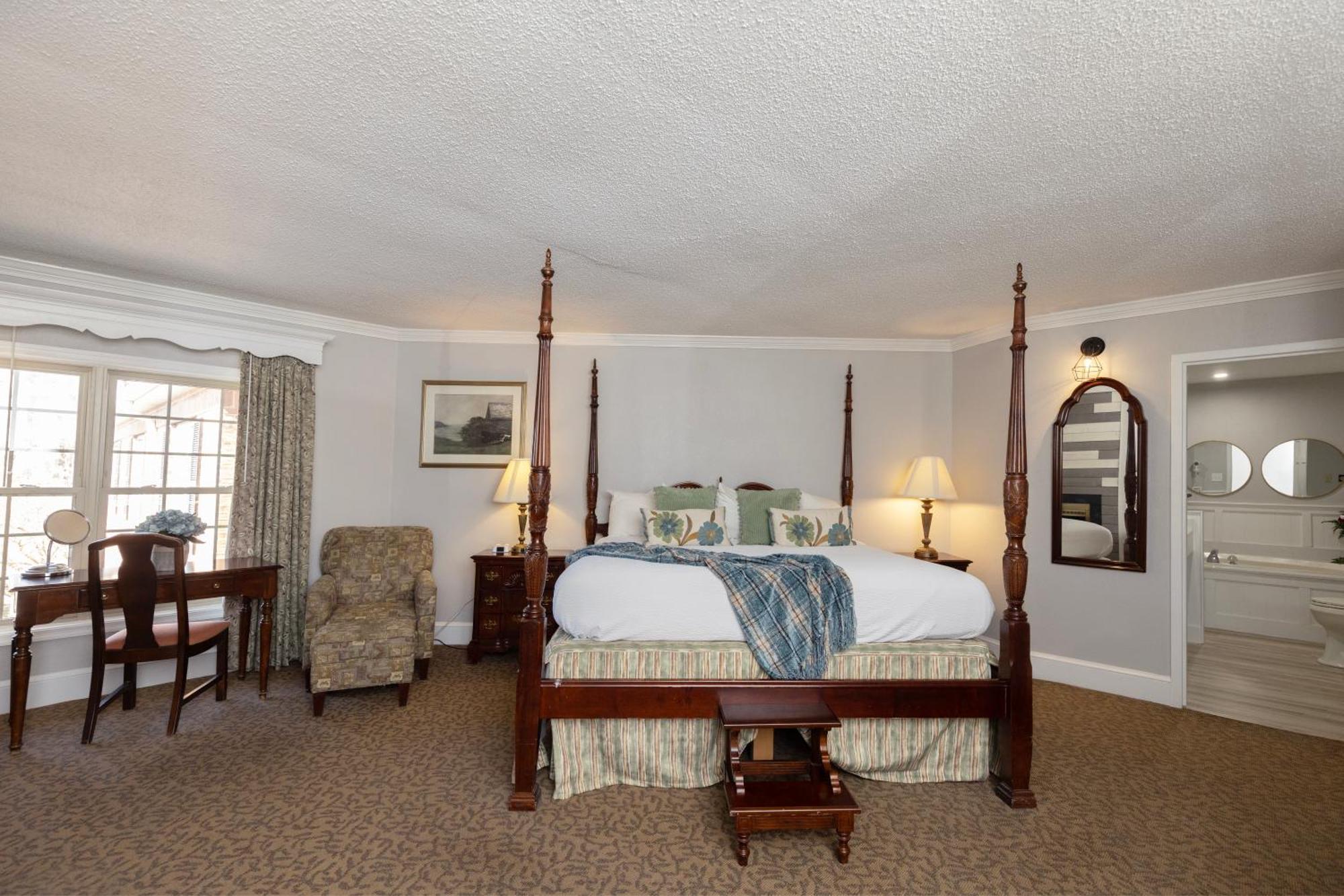 Brandywine River Hotel 3*