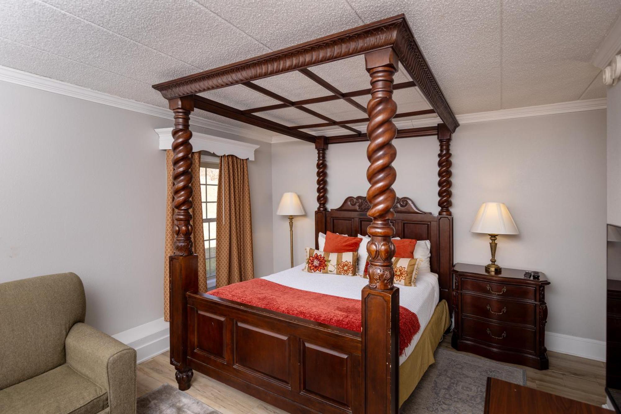 Brandywine River Hotel 3*